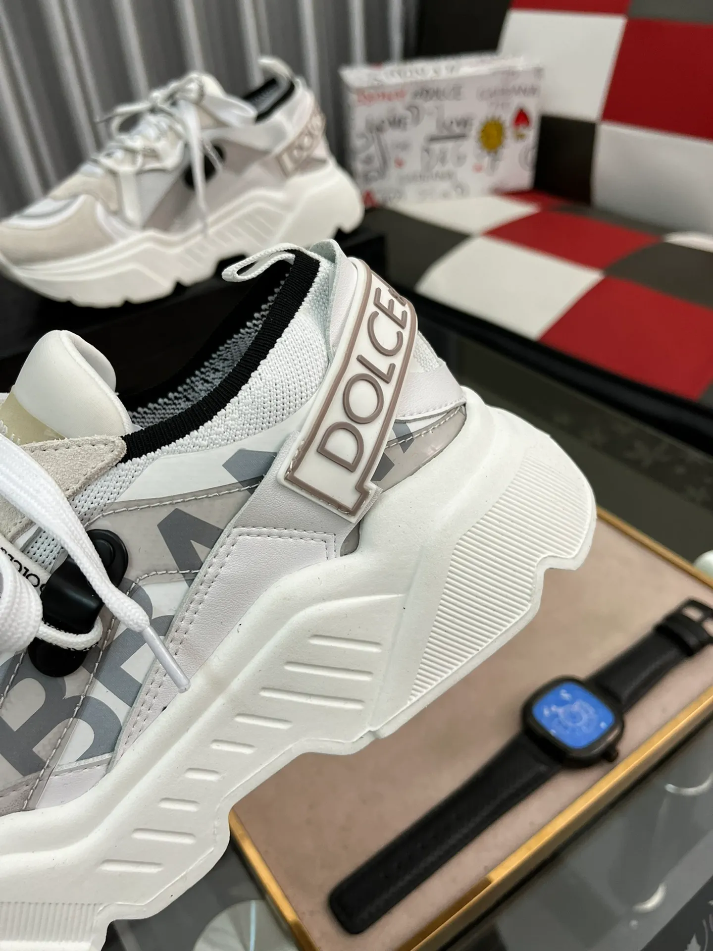 Factory price 480⌚️⌚️DG high-end boutique men's casual sports shoes! Imported original cowhide, 5D printing decoration on the edge of the sole, imported original hardware, exquisite luxury, super A level! Compared with the genuine product at the counter, the version is no worse at all! Size: 38-44